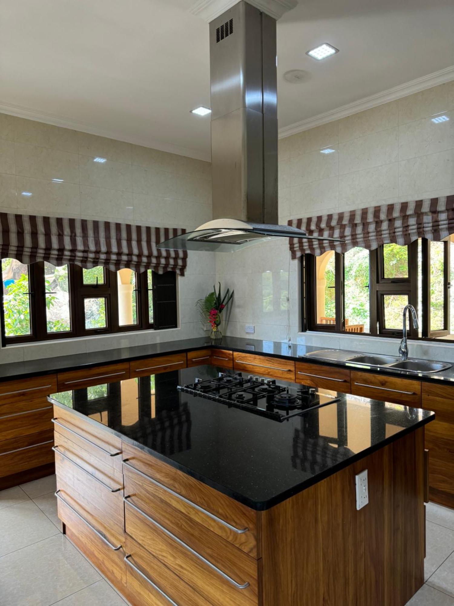 คาล์ม โซเรนโต Bed & Breakfast Glacis  ภายนอก รูปภาพ