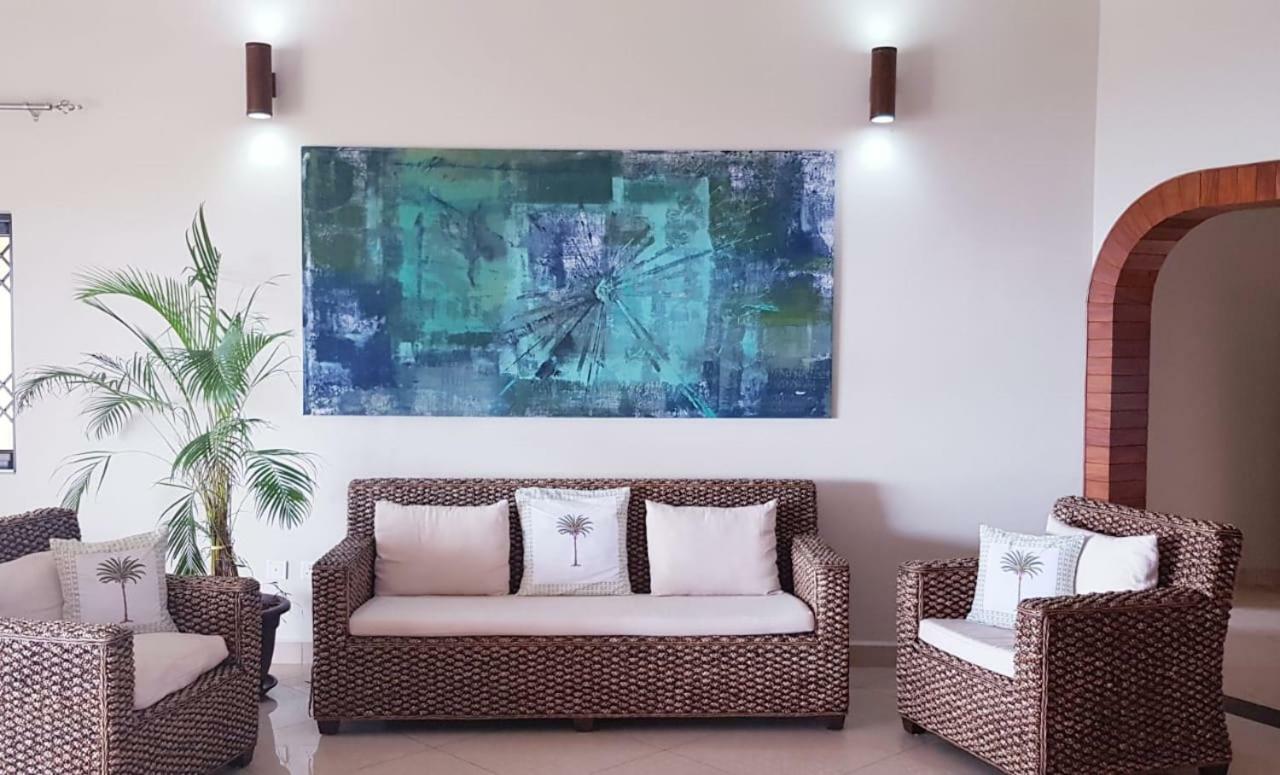 คาล์ม โซเรนโต Bed & Breakfast Glacis  ภายนอก รูปภาพ