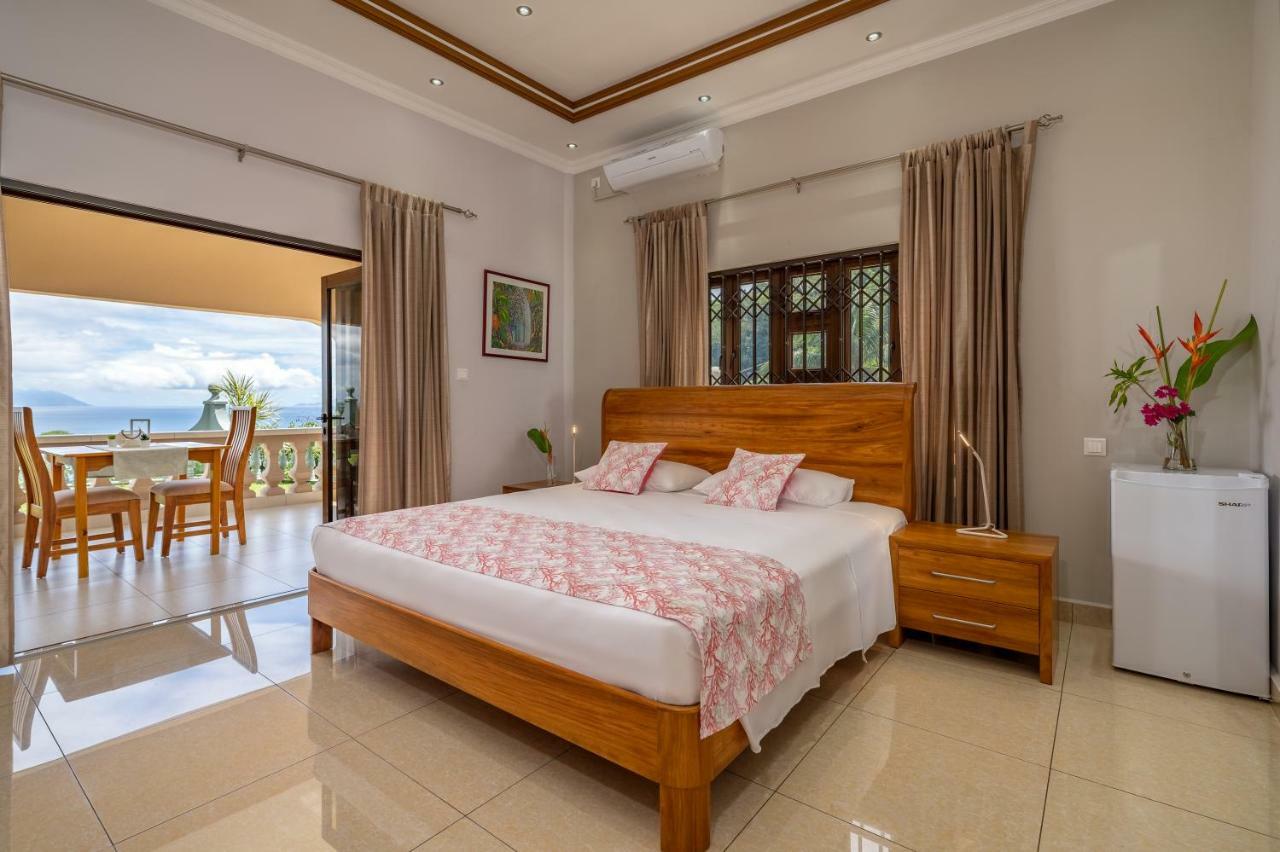 คาล์ม โซเรนโต Bed & Breakfast Glacis  ภายนอก รูปภาพ